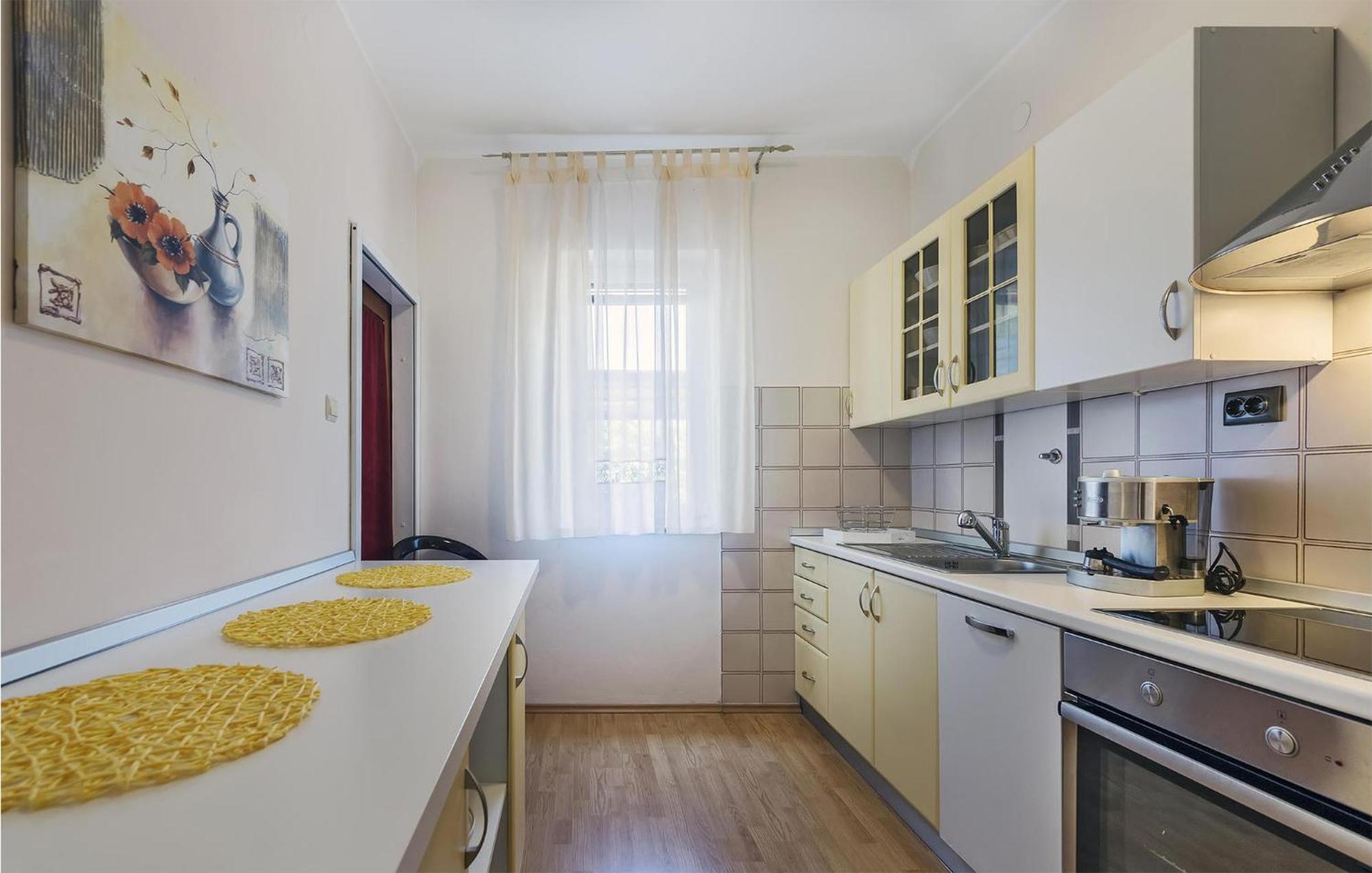 2 Bedroom Beautiful Apartment In Valtura Luaran gambar